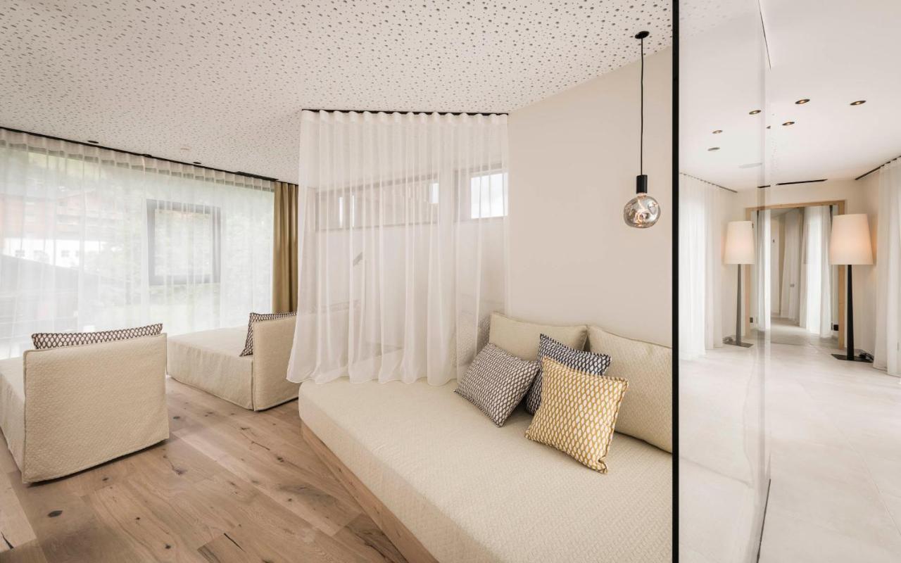 Stoa - Elegant & Romantic Guest House - "Adults Only" San Vigilio Di Marebbe Luaran gambar